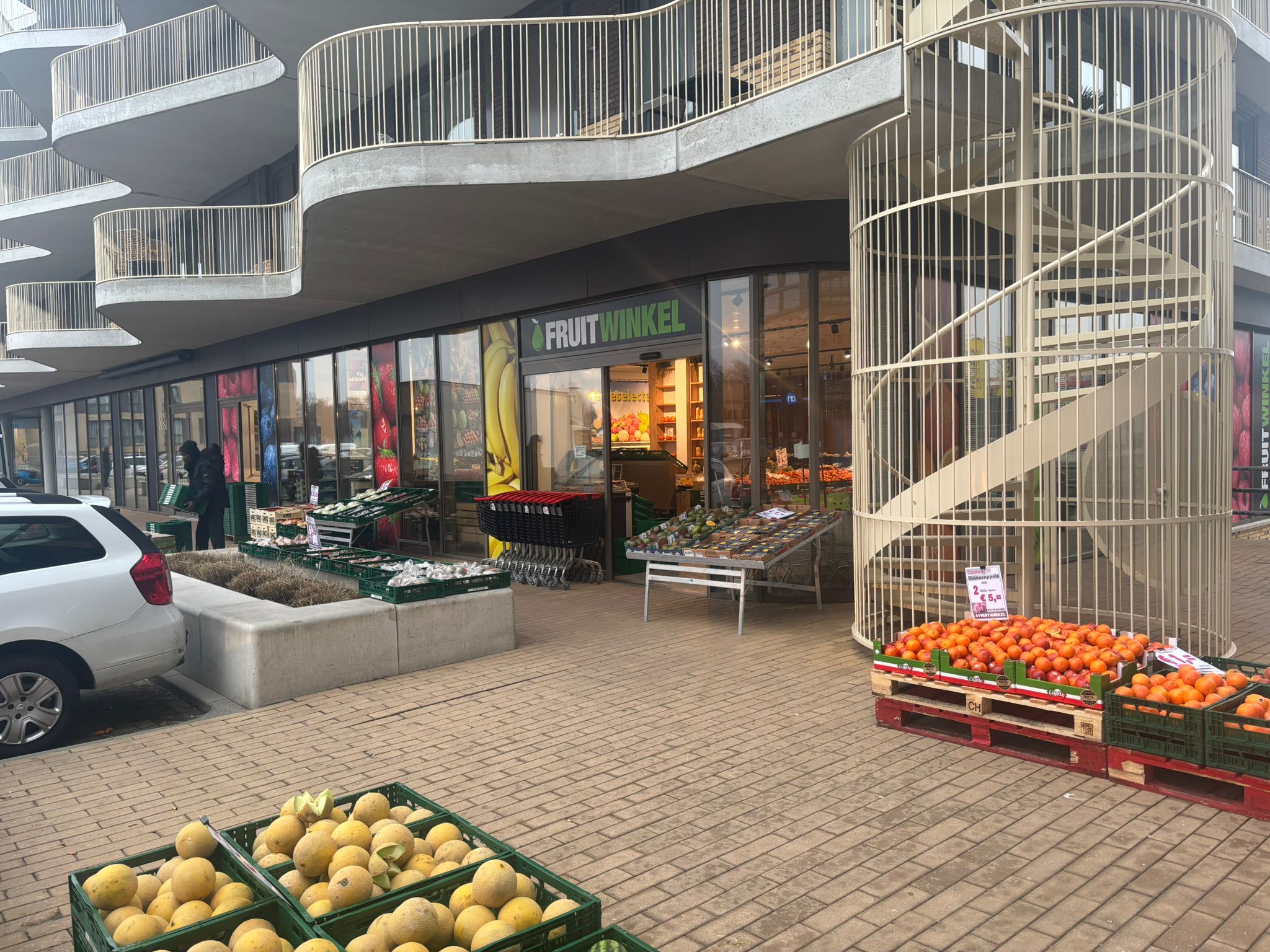 Fruitwinkel storefront photo